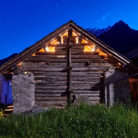 Waterfall House - Retreat, Swim, Bike, Hike And Chalet *
