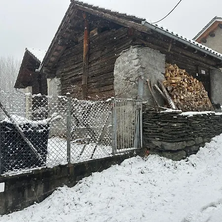 Waterfall House - Retreat, Swim, Bike, Hike And Chalet